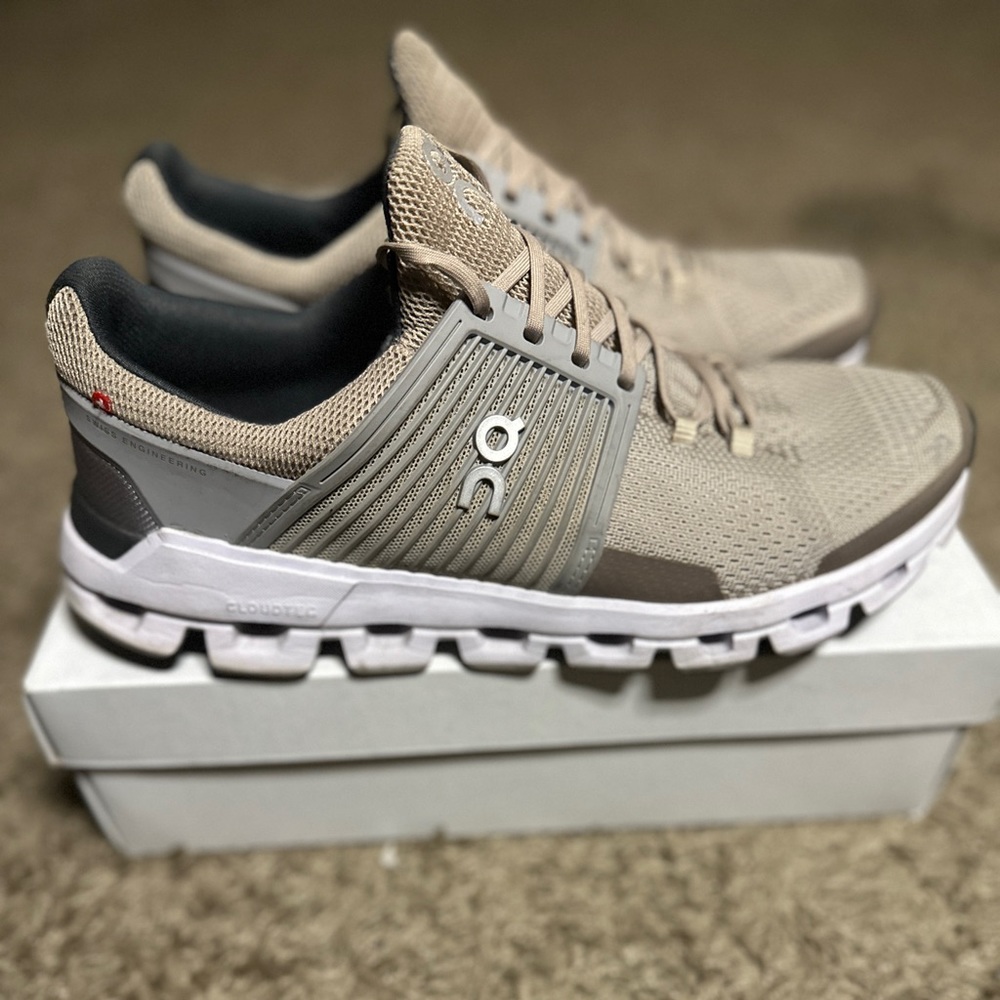 On Running Cloudswift, Beige, Size 8.5 Men